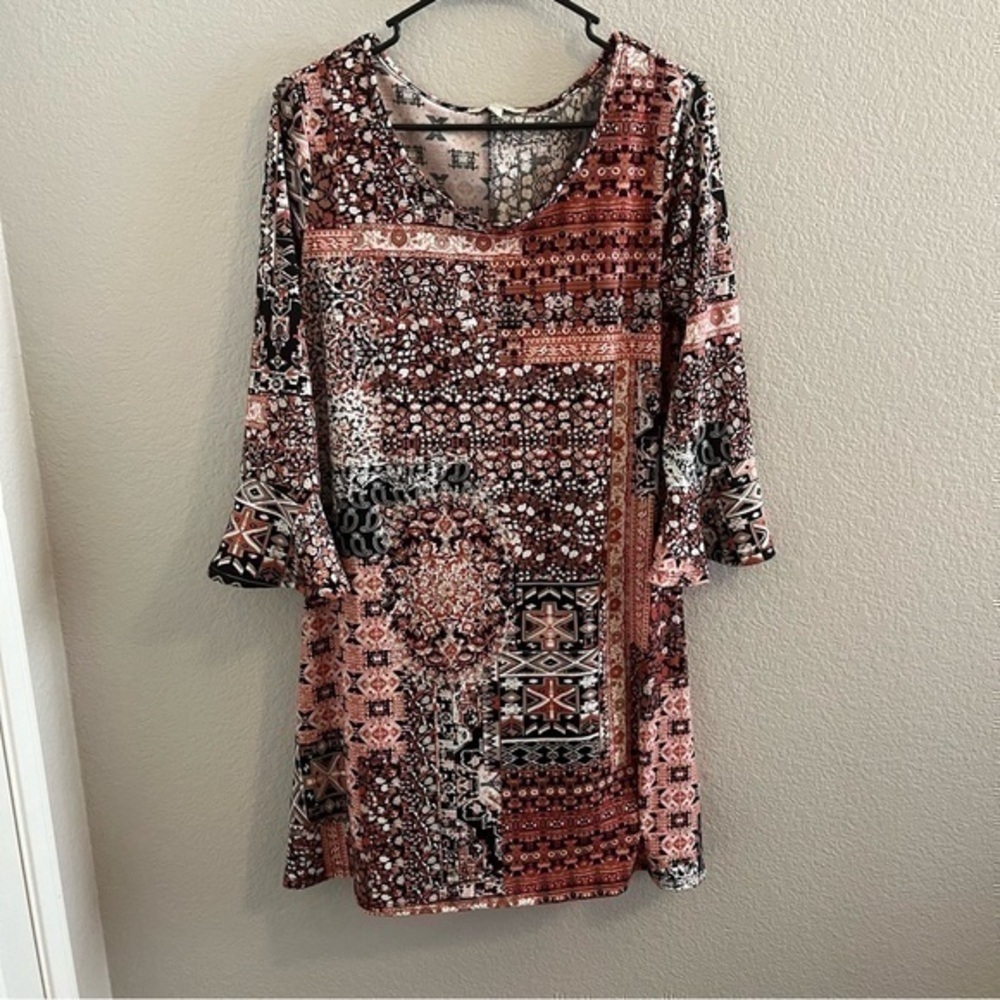 Bell sleeve dress